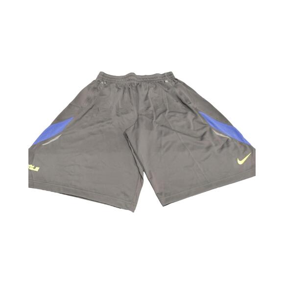 Nike Mens Lebron Outdoor Tech Basketball Shorts Size XL - Picture 1 of 2